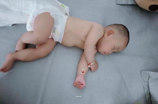 滁州四个月宝宝不爱笑 滁州四个月宝宝不爱笑